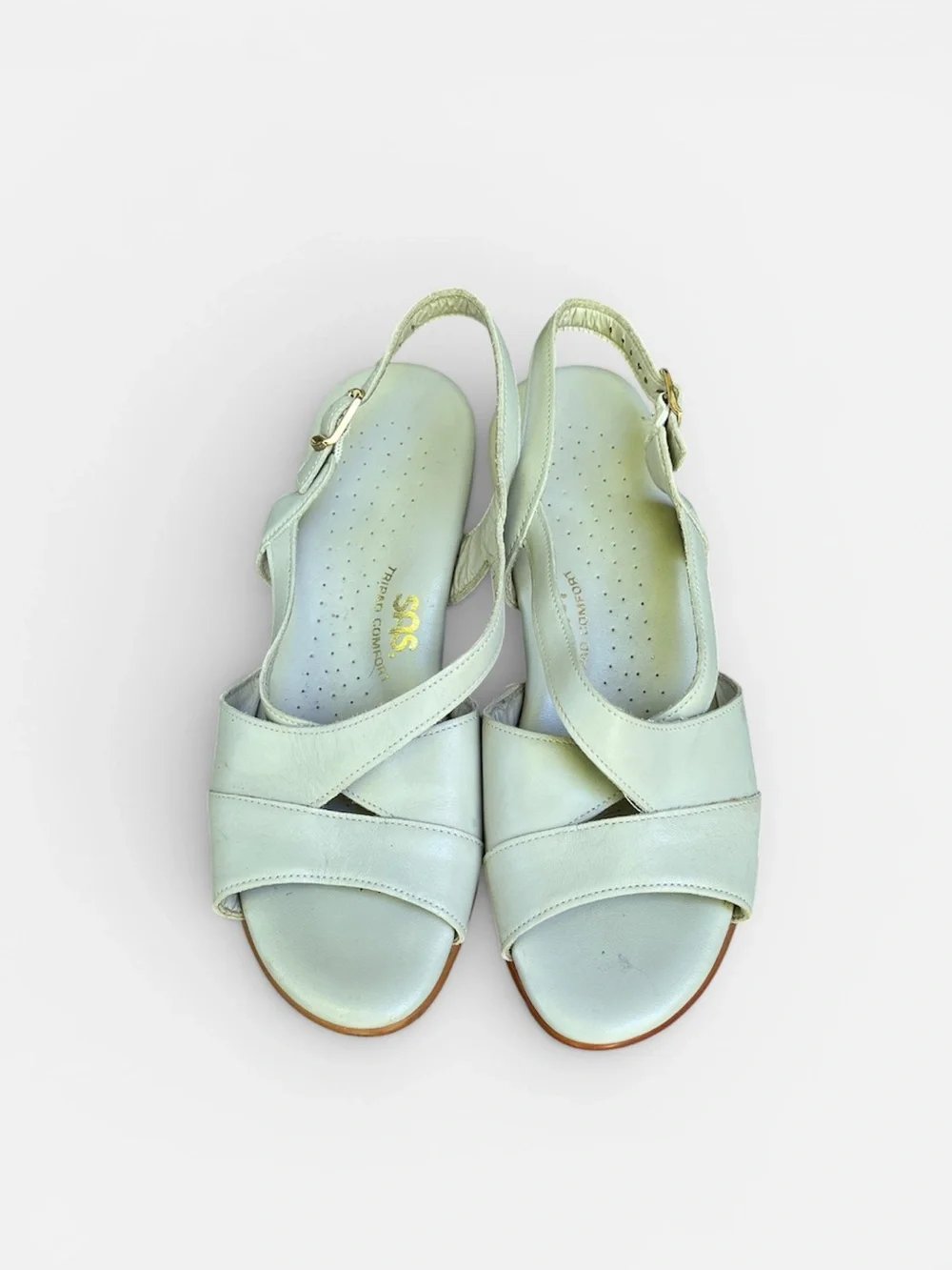 SAS Caress Buckle Tripad Comfort Leather Wedge Sandal in Bone Size 6M